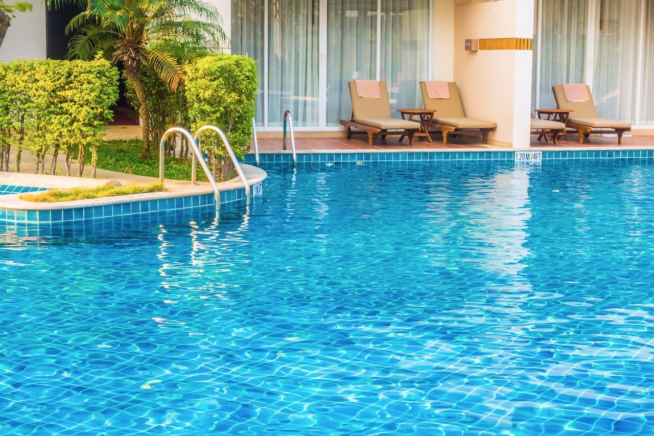 Luxury Swimming Pool